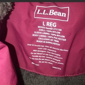 L.L. Bean women’s Sz large Lined Hooded Jacket Wine Pre-owned